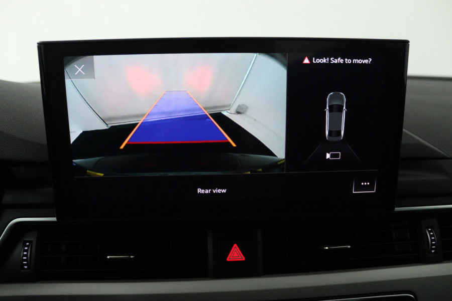 Audi A4 Limousine 35 TFSI Pro Line (ACHTERUITRIJCAMERA, CRUISE CONTROL, NAVIGATIE, PARKEERSENSOREN)