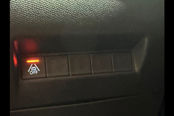 Peugeot 2008 1.2 PureTech 130 GT | Sfeerverlichting | Camera | Carplay | Led