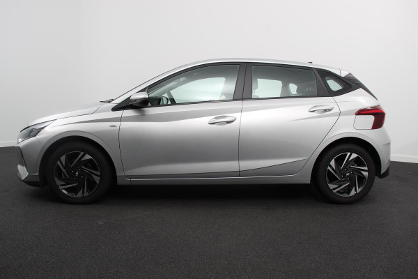 Hyundai i20 1.0 T-GDI 136 Pk Hybrid Automaat Comfort Camera Stoel/Stuurverwarming Lichtmetalen Velgen DAB Lane Assist Parkeersensoren Airco