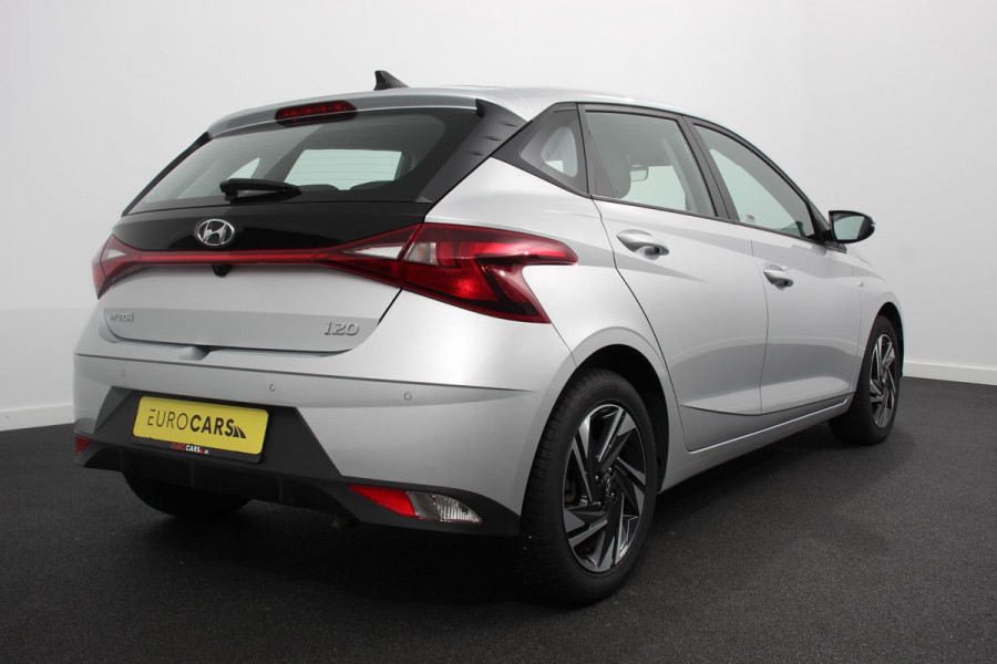 Hyundai i20 1.0 T-GDI 136 Pk Hybrid Automaat Comfort Camera Stoel/Stuurverwarming Lichtmetalen Velgen DAB Lane Assist Parkeersensoren Airco