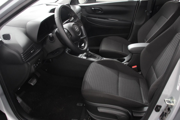 Hyundai i20 1.0 T-GDI 136 Pk Hybrid Automaat Comfort Camera Stoel/Stuurverwarming Lichtmetalen Velgen DAB Lane Assist Parkeersensoren Airco