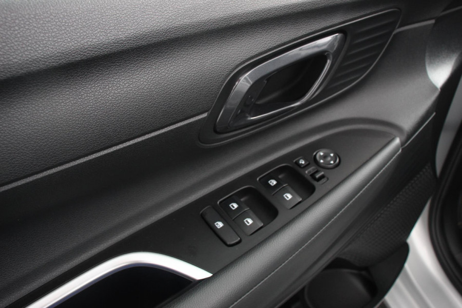 Hyundai i20 1.0 T-GDI 136 Pk Hybrid Automaat Comfort Camera Stoel/Stuurverwarming Lichtmetalen Velgen DAB Lane Assist Parkeersensoren Airco