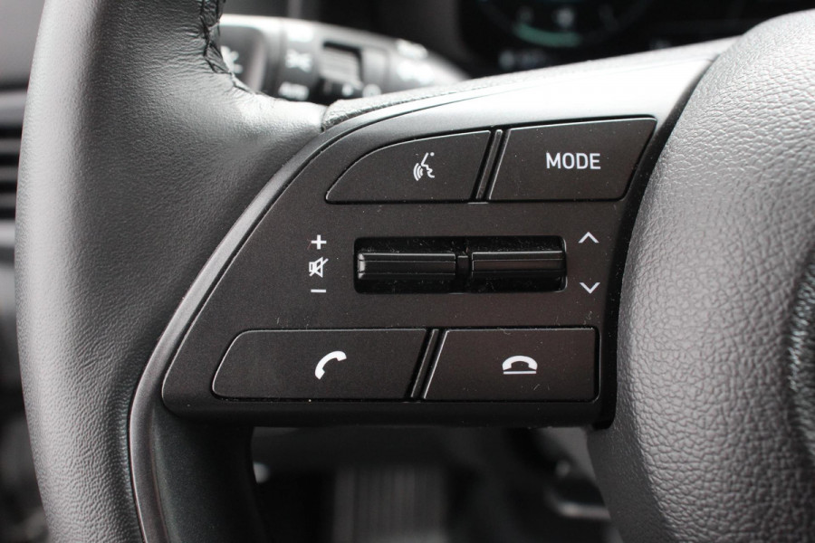Hyundai i20 1.0 T-GDI 136 Pk Hybrid Automaat Comfort Camera Stoel/Stuurverwarming Lichtmetalen Velgen DAB Lane Assist Parkeersensoren Airco