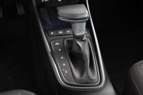 Hyundai i20 1.0 T-GDI 136 Pk Hybrid Automaat Comfort Camera Stoel/Stuurverwarming Lichtmetalen Velgen DAB Lane Assist Parkeersensoren Airco