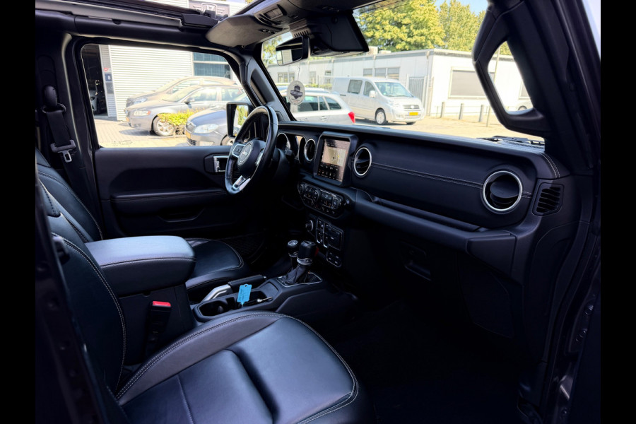 Jeep Wrangler UNLIMITED Jeep Wrangler 380 Unlimited/Sahara 2.0 PHEV Softtop AWD 4x4 Leer Navi Led-Xenon