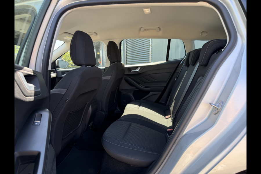 Ford FOCUS Wagon BWJ 2022 | 1.0T 100PK Trend | AIRCO | NAVI | CARPLAY | PDC | LICHTMETAAL | CRUISE | CAMERA A |