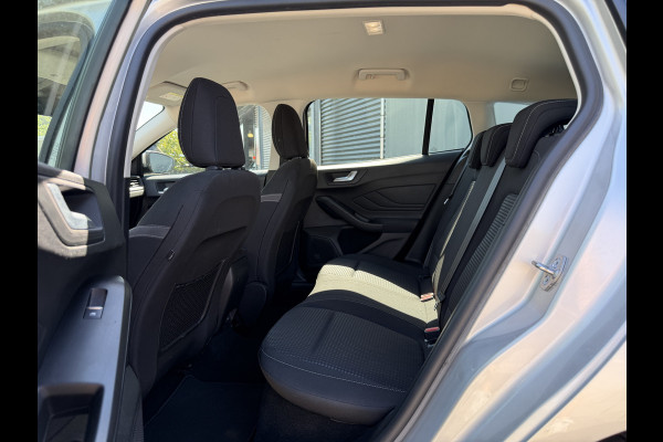 Ford FOCUS Wagon BWJ 2022 | 1.0T 100PK Trend | AIRCO | NAVI | CARPLAY | PDC | LICHTMETAAL | CRUISE | CAMERA A |
