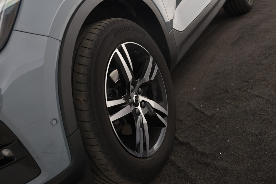 Volvo XC40 1.5 T2 Essential Automaat, Navigatie,