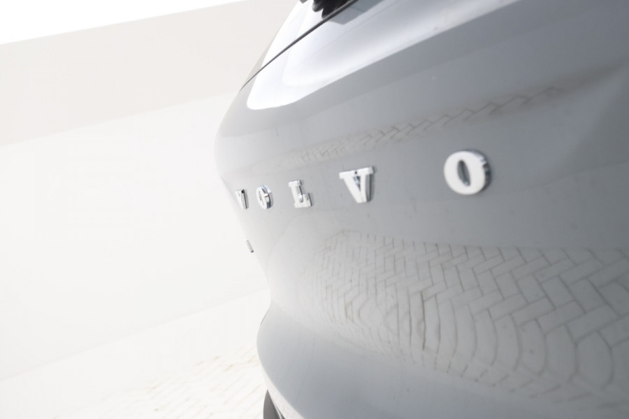 Volvo XC40 1.5 T2 Essential Automaat, Navigatie,