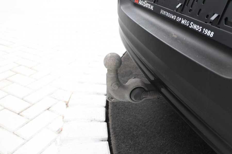 Volvo XC40 1.5 T2 Essential Automaat, Navigatie,