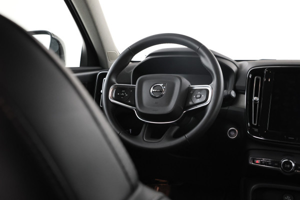 Volvo XC40 1.5 T2 Essential Automaat, Navigatie,