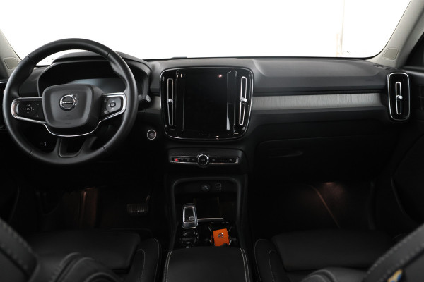 Volvo XC40 1.5 T2 Essential Automaat, Navigatie,