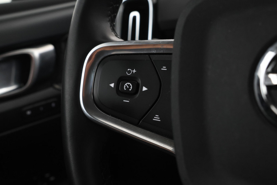 Volvo XC40 1.5 T2 Essential Automaat, Navigatie,
