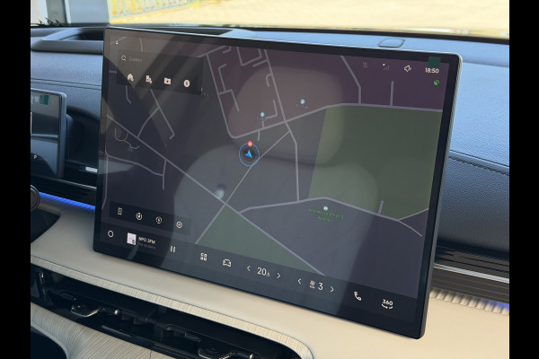 GEELY E5 Max+ 68 kWh | 475KM Bereik Speciaal Wit Leer Topuitvoering | Panoramadak | Elektr. Achterklep | 360° Camera | 8 Jaar Garantie Geely Wijchen