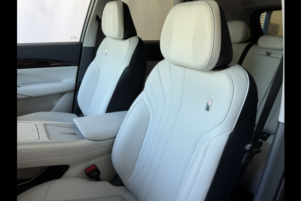 GEELY E5 Max+ 68 kWh | 475KM Bereik Speciaal Wit Leer Topuitvoering | Panoramadak | Elektr. Achterklep | 360° Camera | 8 Jaar Garantie Geely Wijchen