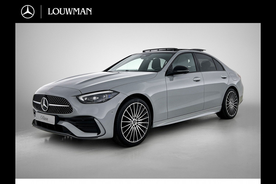 Mercedes-Benz C-Klasse 300 e 140 Years Edition | Premium Plus pakket | Nightpakket | Trekhaak | Middenconsole metaalstructuur | GUARD 360° Plus | Panoramaschuifdak | 360° camera | Burmester® 3D surround sound system | 19" multispaaks lichtmetalen AMG-velgen |