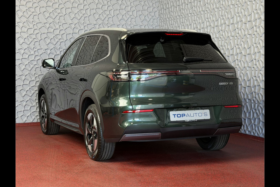 GEELY E5 Pro+ 68KW | Geventileerde & Verwarmde Stoelen | Moss Green | Warmtepomp | 360° Camera | 475 km WLTP