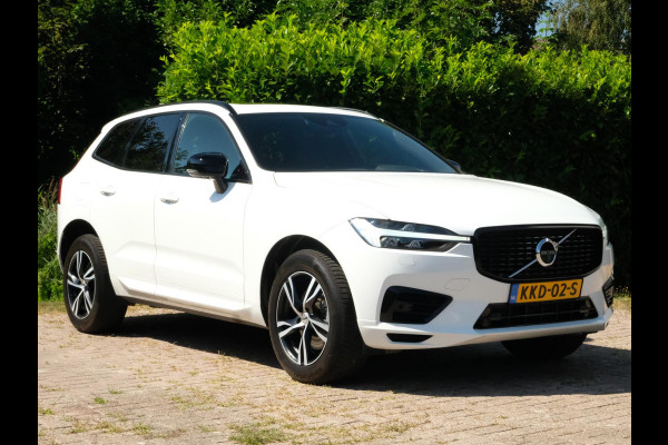 Volvo XC60 2.0 T6 Plug-in hybrid AWD R-Design 340 PK | Panoramadak | Standkachel | Harman Kardon audio | Stoelverwarming / koeling