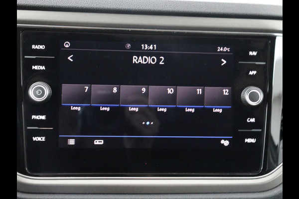 Volkswagen T-Roc 1.5 TSI Sport | Stoelverwarming | Adaptive cruise | Navigatie | Bluetooth | Camera | Park assist | Climate controle | Lane assist | Trekhaak