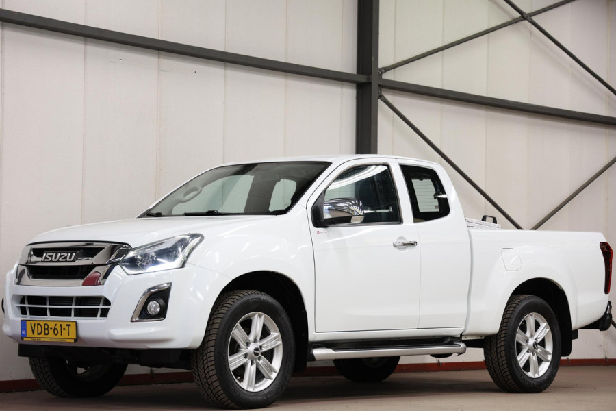 Isuzu D-max 1.9 Extended Cab AUTOMAAT 3500KG TREKHAAK EURO 6