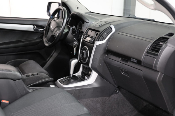Isuzu D-max 1.9 Extended Cab AUTOMAAT 3500KG TREKHAAK EURO 6