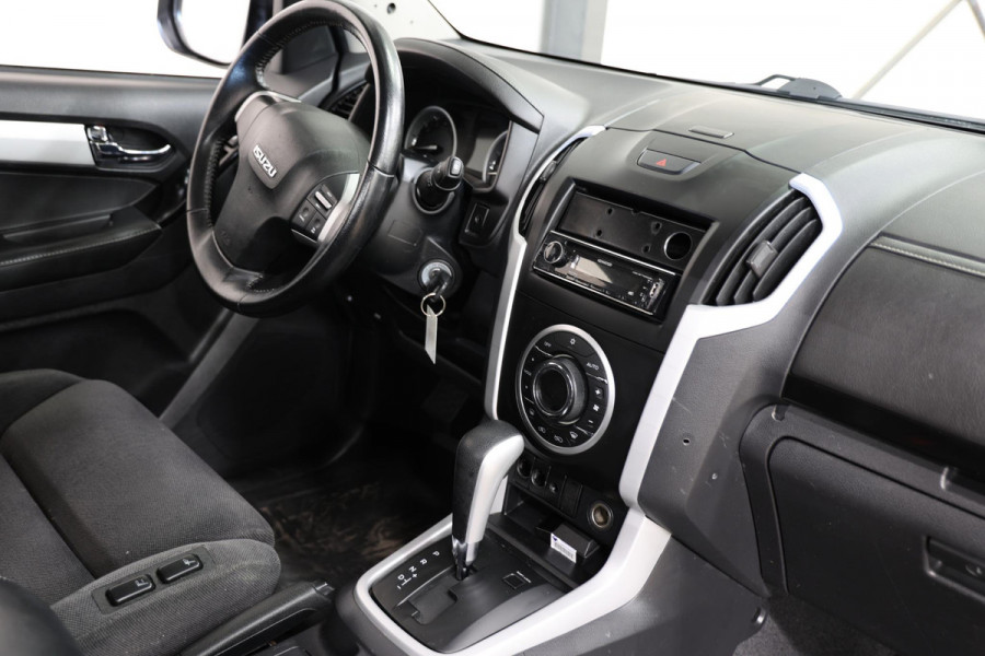 Isuzu D-max 1.9 Extended Cab AUTOMAAT 3500KG TREKHAAK EURO 6