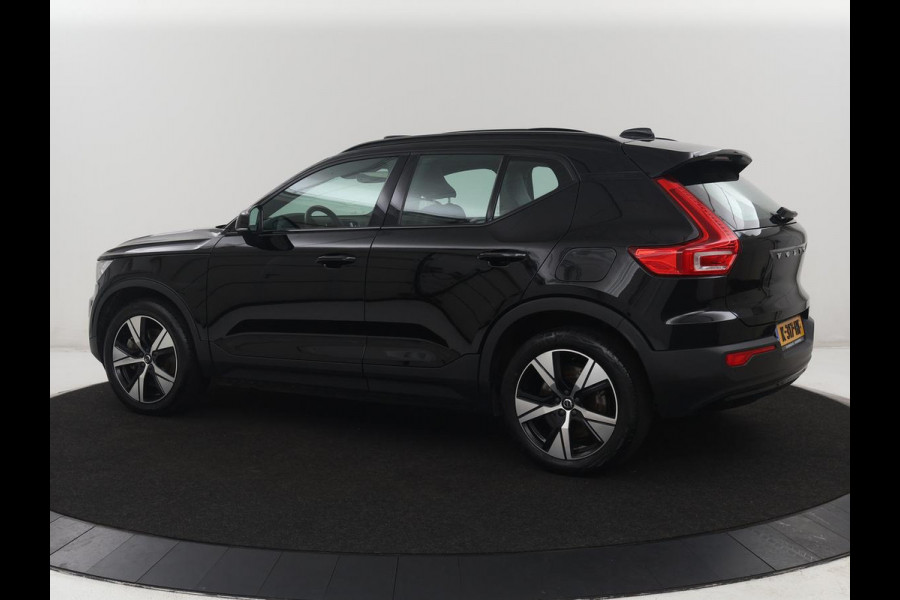 Volvo XC40 Recharge P8 AWD R-Design | SOH 91% | Panoramadak | Leder | Stuur/stoel verwarming | Harman/Kardon | Carplay | 360 Camera | Park assist | Virtueel dashboard | Cruise control