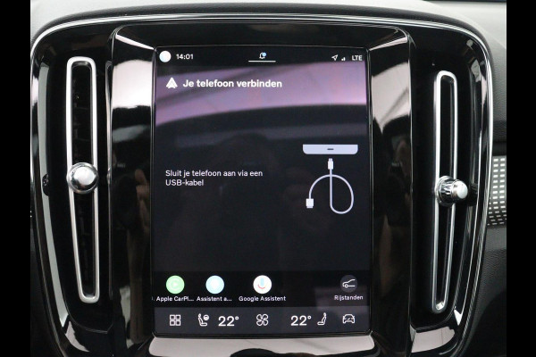 Volvo XC40 Recharge P8 AWD R-Design | SOH 91% | Panoramadak | Leder | Stuur/stoel verwarming | Harman/Kardon | Carplay | 360 Camera | Park assist | Virtueel dashboard | Cruise control