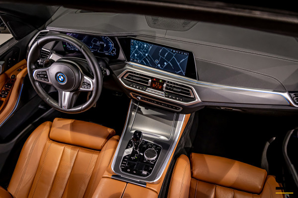 BMW X5 XDrive45e High Executive|M-sport|Pano|HUD|Cam|E-trekh