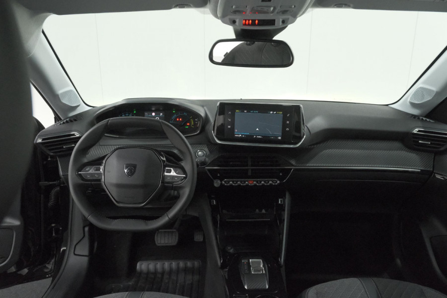 Peugeot 208 EV Allure 50 kWh | 98,9% SOH | 11 KW Lader | Navigatie | Parkeersensoren