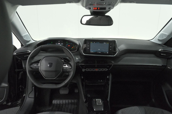 Peugeot 208 EV Allure 50 kWh | 98,9% SOH | 11 KW Lader | Navigatie | Parkeersensoren