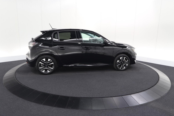 Peugeot 208 EV Allure 50 kWh | 98,9% SOH | 11 KW Lader | Navigatie | Parkeersensoren