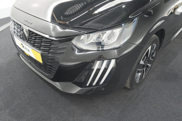 Peugeot 208 EV Allure 50 kWh | 98,9% SOH | 11 KW Lader | Navigatie | Parkeersensoren