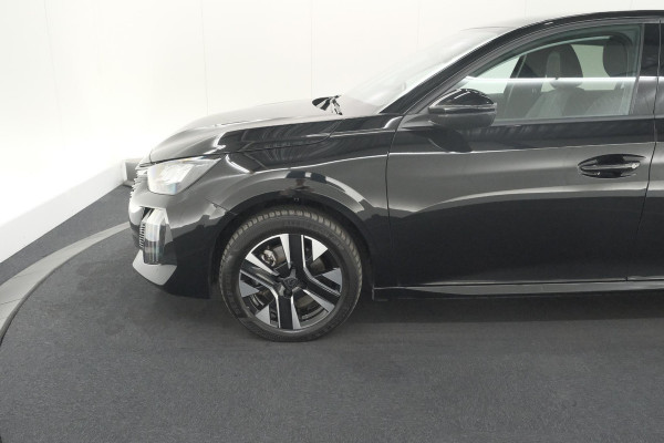 Peugeot 208 EV Allure 50 kWh | 98,9% SOH | 11 KW Lader | Navigatie | Parkeersensoren