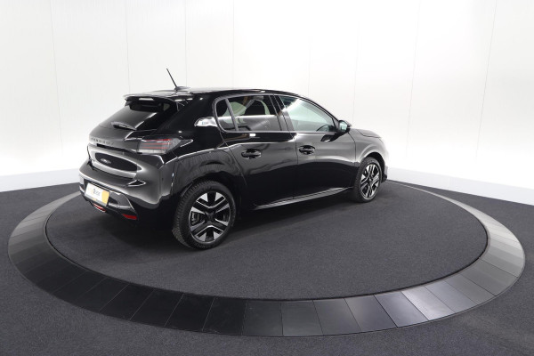 Peugeot 208 EV Allure 50 kWh | 98,9% SOH | 11 KW Lader | Navigatie | Parkeersensoren