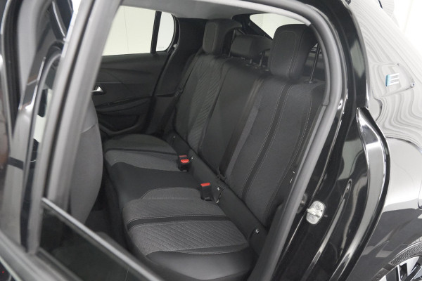Peugeot 208 EV Allure 50 kWh | 98,9% SOH | 11 KW Lader | Navigatie | Parkeersensoren