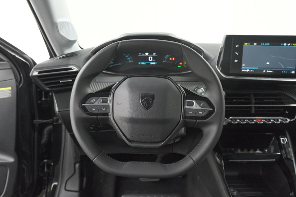 Peugeot 208 EV Allure 50 kWh | 98,9% SOH | 11 KW Lader | Navigatie | Parkeersensoren