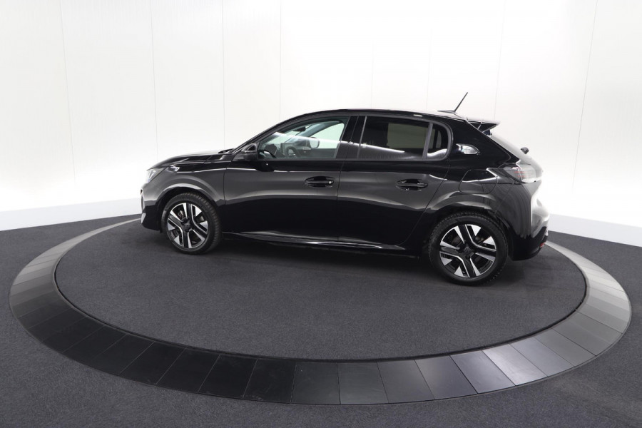 Peugeot 208 EV Allure 50 kWh | 98,9% SOH | 11 KW Lader | Navigatie | Parkeersensoren