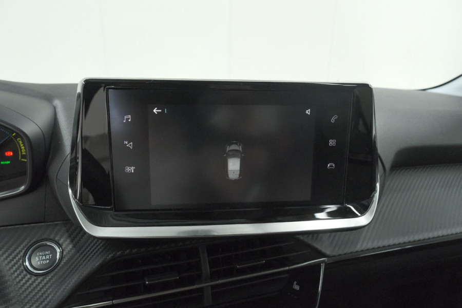Peugeot 208 EV Allure 50 kWh | 98,9% SOH | 11 KW Lader | Navigatie | Parkeersensoren