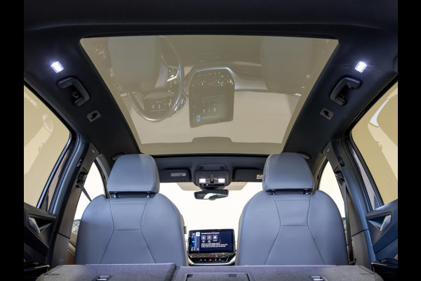 Volkswagen ID.4 Max 77 kWh SoH 95% 204pk / Panoramadak / Head up display / Memory / Achteruitrijcamera / Navigatie / Apple carplay /