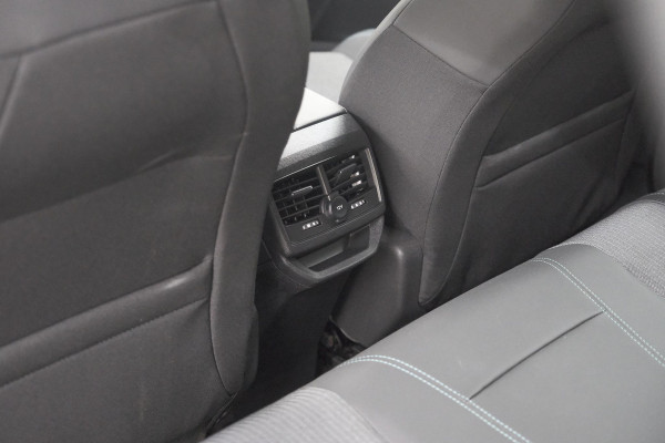 Peugeot 3008 1.6 PLUG-IN HYbrid 225 Allure | Camera | Dodehoekdetectie | Navigatie