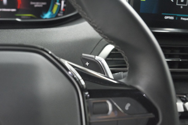Peugeot 3008 1.6 PLUG-IN HYbrid 225 Allure | Camera | Dodehoekdetectie | Navigatie