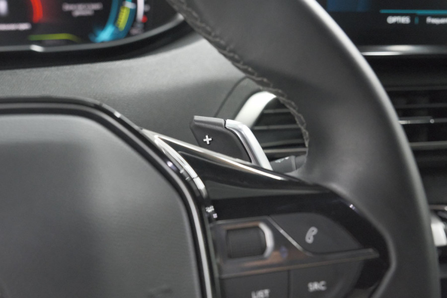 Peugeot 3008 1.6 PLUG-IN HYbrid 225 Allure | Camera | Dodehoekdetectie | Navigatie