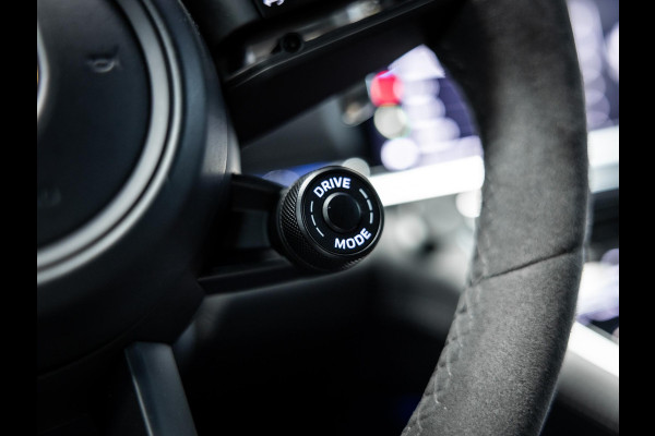 Porsche Panamera Sport Turismo 2.9 4 E-Hybrid Aventurijn groen / Keramische remschijven / BOSE / 18-way stoelen / Soft-close