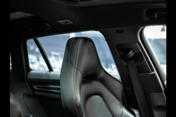 Porsche Panamera Sport Turismo 2.9 4 E-Hybrid Aventurijn groen / Keramische remschijven / BOSE / 18-way stoelen / Soft-close