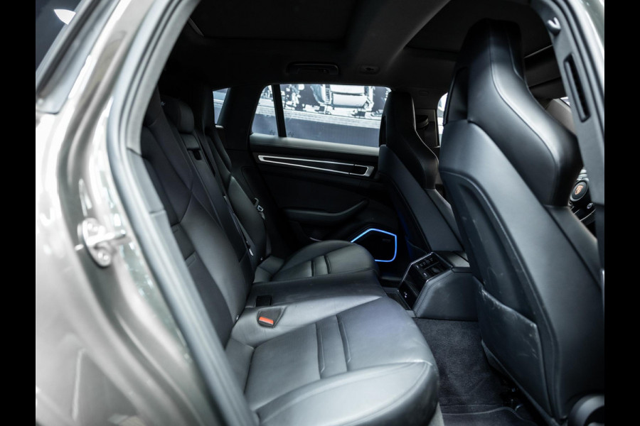 Porsche Panamera Sport Turismo 2.9 4 E-Hybrid Aventurijn groen / Keramische remschijven / BOSE / 18-way stoelen / Soft-close