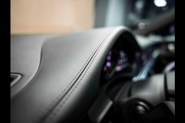 Porsche Panamera Sport Turismo 2.9 4 E-Hybrid Aventurijn groen / Keramische remschijven / BOSE / 18-way stoelen / Soft-close