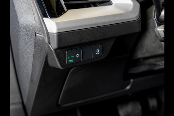 Audi Q4 Sportback e-tron 45 Edition 82 kWh 286pk / Trekhaak / Achteruitrijcamera / Panoramadak / Sonos / Adaptieve cruise conrtrol / Navigatie / Apple carplay /