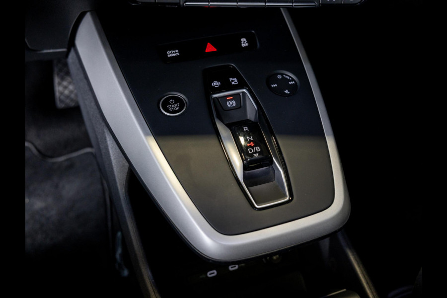 Audi Q4 Sportback e-tron 45 Edition 82 kWh 286pk / Trekhaak / Achteruitrijcamera / Panoramadak / Sonos / Adaptieve cruise conrtrol / Navigatie / Apple carplay /