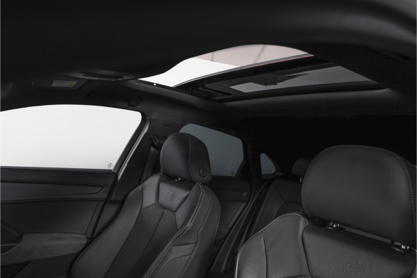 Audi Q3 Sportback 35 TFSI 150 PK S Edition 3xS-Line | S/K-Panodak | Dig. Cockpit | Adapt. Cruise | Stoelverw. | PDC | App. Connect | ECC | LM 20" |